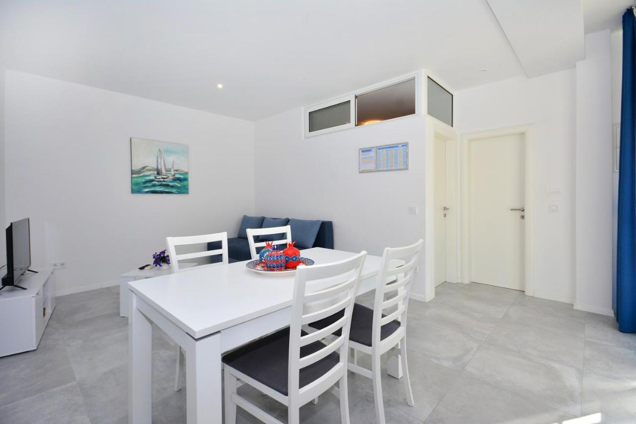 Seas The Day Apartments Podstrana Exterior foto
