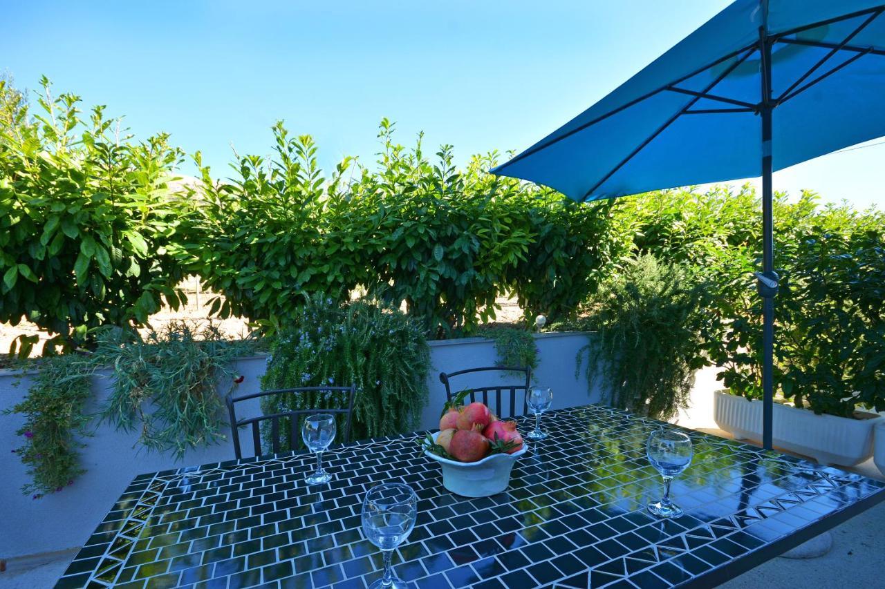 Seas The Day Apartments Podstrana Exterior foto